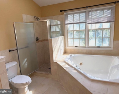 25 Benjamin Rush Lane - Photo Thumbnail 22