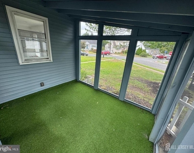 51 Kenwood Terrace - Photo Thumbnail 21