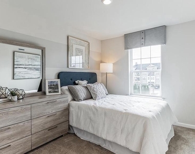 243 Macoun Way - Photo Thumbnail 26
