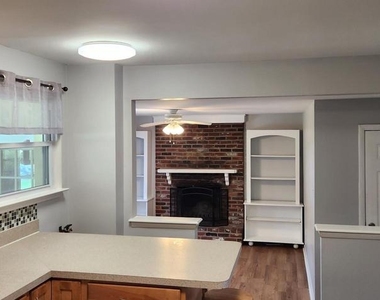 301 Overbrook Avenue - Photo Thumbnail 9
