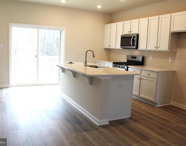 102 Jonagold Drive - Photo Thumbnail 6