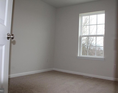 102 Jonagold Drive - Photo Thumbnail 18