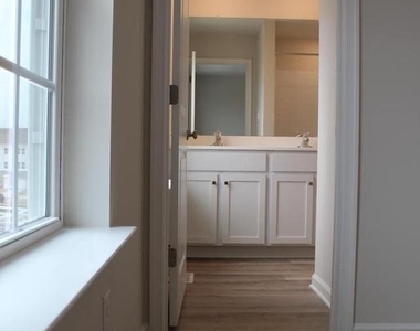 102 Jonagold Drive - Photo Thumbnail 13