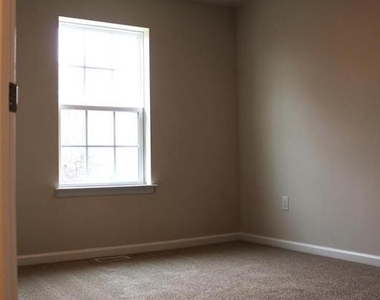 102 Jonagold Drive - Photo Thumbnail 17
