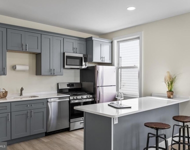 607 Station Avenue - Photo Thumbnail 14