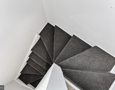 607 Station Avenue - Photo Thumbnail 19