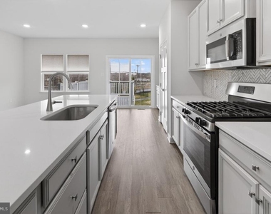 67 Kohlmyer Drive - Photo Thumbnail 16