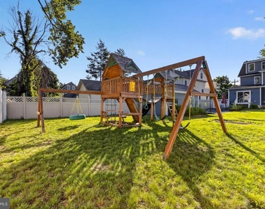 21 E Redman Avenue - Photo Thumbnail 81