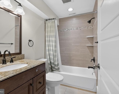 21 E Redman Avenue - Photo Thumbnail 46