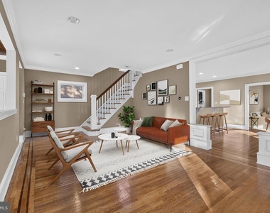 21 E Redman Avenue - Photo Thumbnail 16