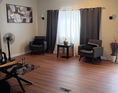 380 Garden Avenue - Photo Thumbnail 9