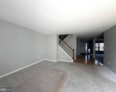 45 Palmer Drive - Photo Thumbnail 5