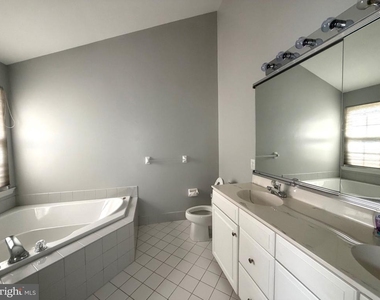 45 Palmer Drive - Photo Thumbnail 11