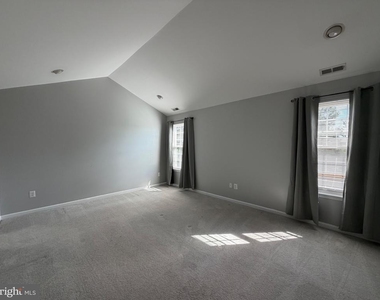 45 Palmer Drive - Photo Thumbnail 7