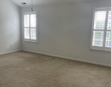 37 Palmer Drive - Photo Thumbnail 15
