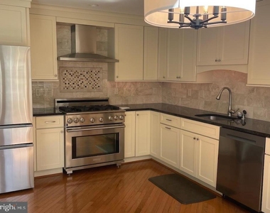 37 Palmer Drive - Photo Thumbnail 8