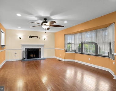 10 Traynor Lane - Photo Thumbnail 6