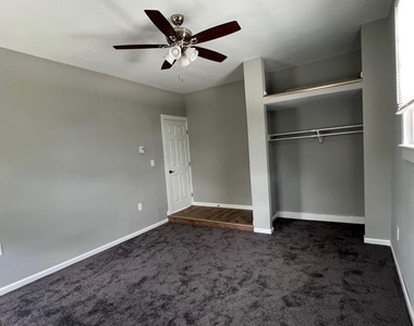 39 Buttonwood Street - Photo Thumbnail 3