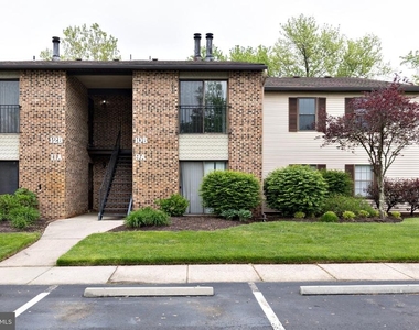 10 Sumac Court - Photo Thumbnail 1