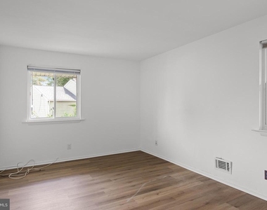 32 Larkin Road - Photo Thumbnail 16
