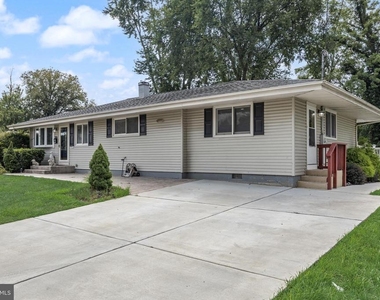 32 Larkin Road - Photo Thumbnail 24