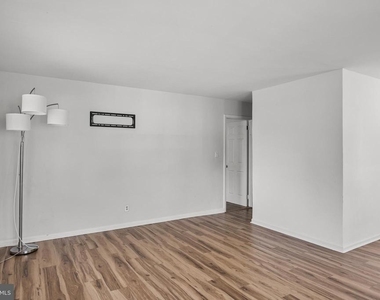 32 Larkin Road - Photo Thumbnail 6