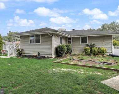 32 Larkin Road - Photo Thumbnail 18