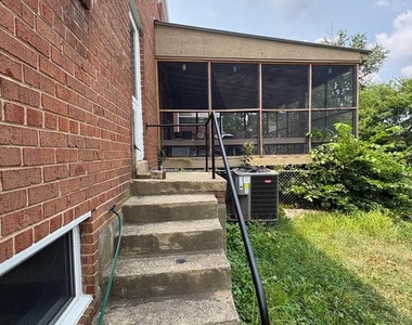 6212 Carters Lane - Photo Thumbnail 1