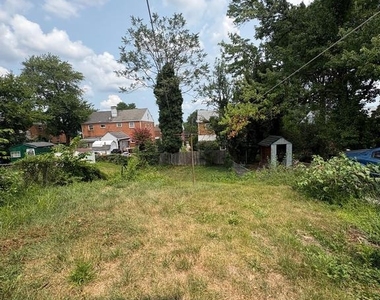 6212 Carters Lane - Photo Thumbnail 3