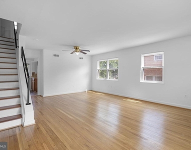 6212 Carters Lane - Photo Thumbnail 5