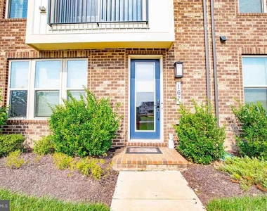 167 Lyons Creek Drive - Photo Thumbnail 2