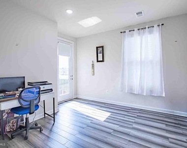 167 Lyons Creek Drive - Photo Thumbnail 36