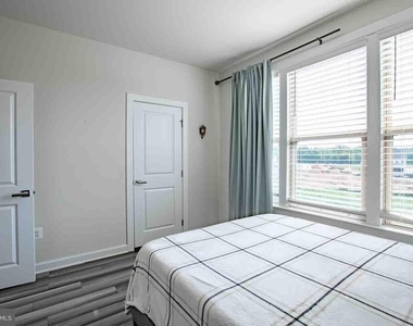 167 Lyons Creek Drive - Photo Thumbnail 34