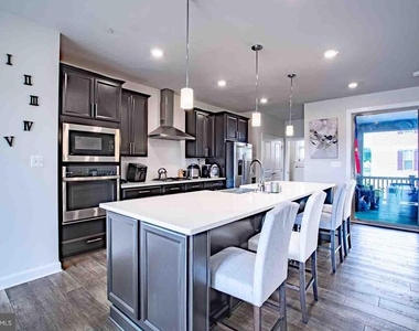 167 Lyons Creek Drive - Photo Thumbnail 19