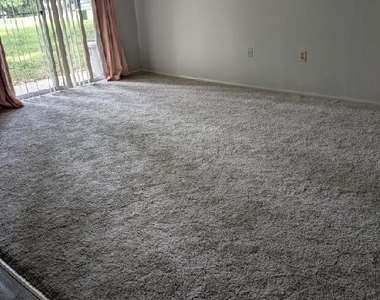 11312 Cherry Hill Road - Photo Thumbnail 6