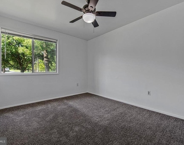 7170 Donnell - Photo Thumbnail 20