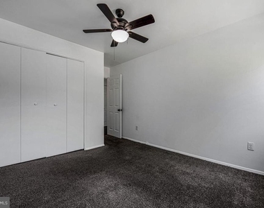 7170 Donnell - Photo Thumbnail 21