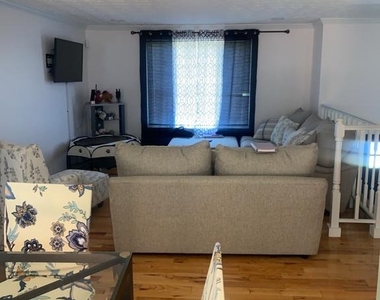 10500 Mcguire Way - Photo Thumbnail 5
