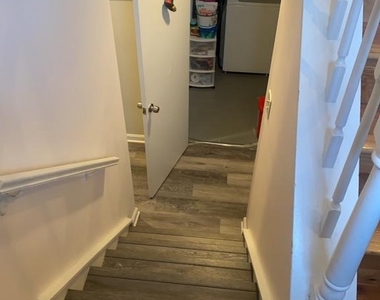 10500 Mcguire Way - Photo Thumbnail 12