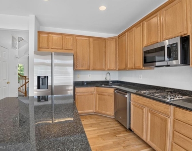 14603 Argos Place - Photo Thumbnail 5