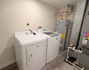 13941 Highstream Place - Photo Thumbnail 15