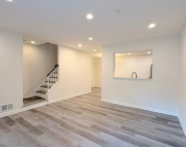 13941 Highstream Place - Photo Thumbnail 5