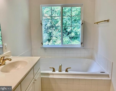 18122 Truffle Lane - Photo Thumbnail 28