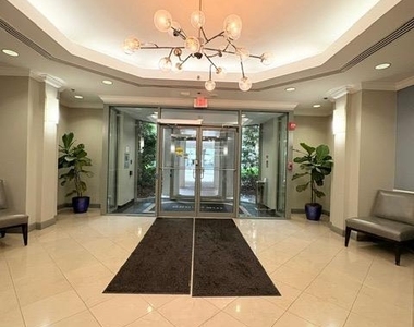 7500 Woodmont Avenue - Photo Thumbnail 2