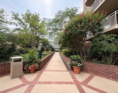 7500 Woodmont Avenue - Photo Thumbnail 30