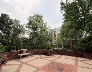 7500 Woodmont Avenue - Photo Thumbnail 29