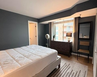7500 Woodmont Avenue - Photo Thumbnail 20