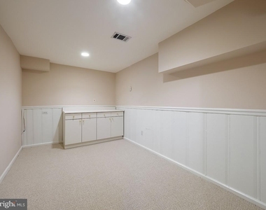 2702 Navarre Drive - Photo Thumbnail 32