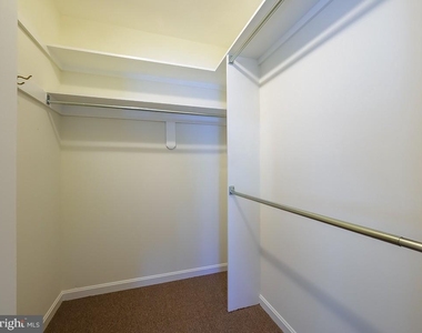 2702 Navarre Drive - Photo Thumbnail 19