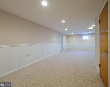 2702 Navarre Drive - Photo Thumbnail 24